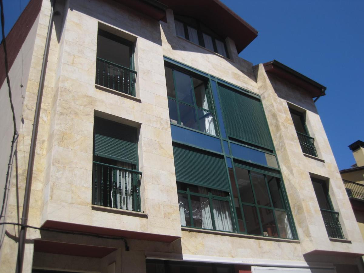 Apartamento Arriondas Zewnętrze zdjęcie